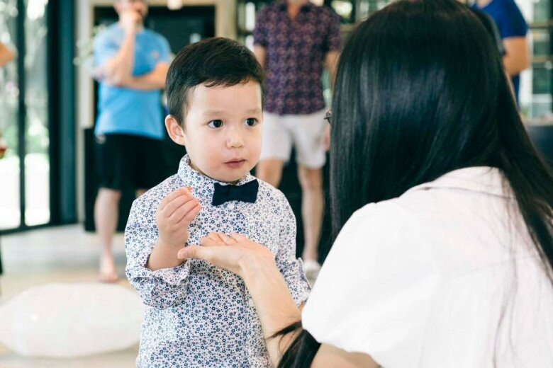 Cậu nhóc Luca đáng yêu và lanh lợi ở tuổi lên 2.
