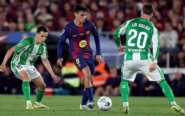 Barcelona hoàn toàn áp đảo Real Betis trên sân nhà.