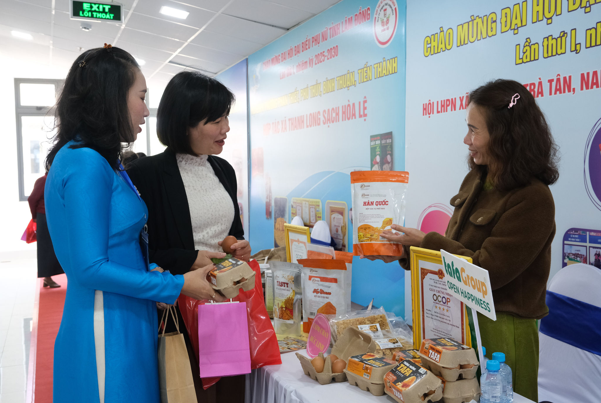 Phụ nữ phát triển kinh tế tập thể