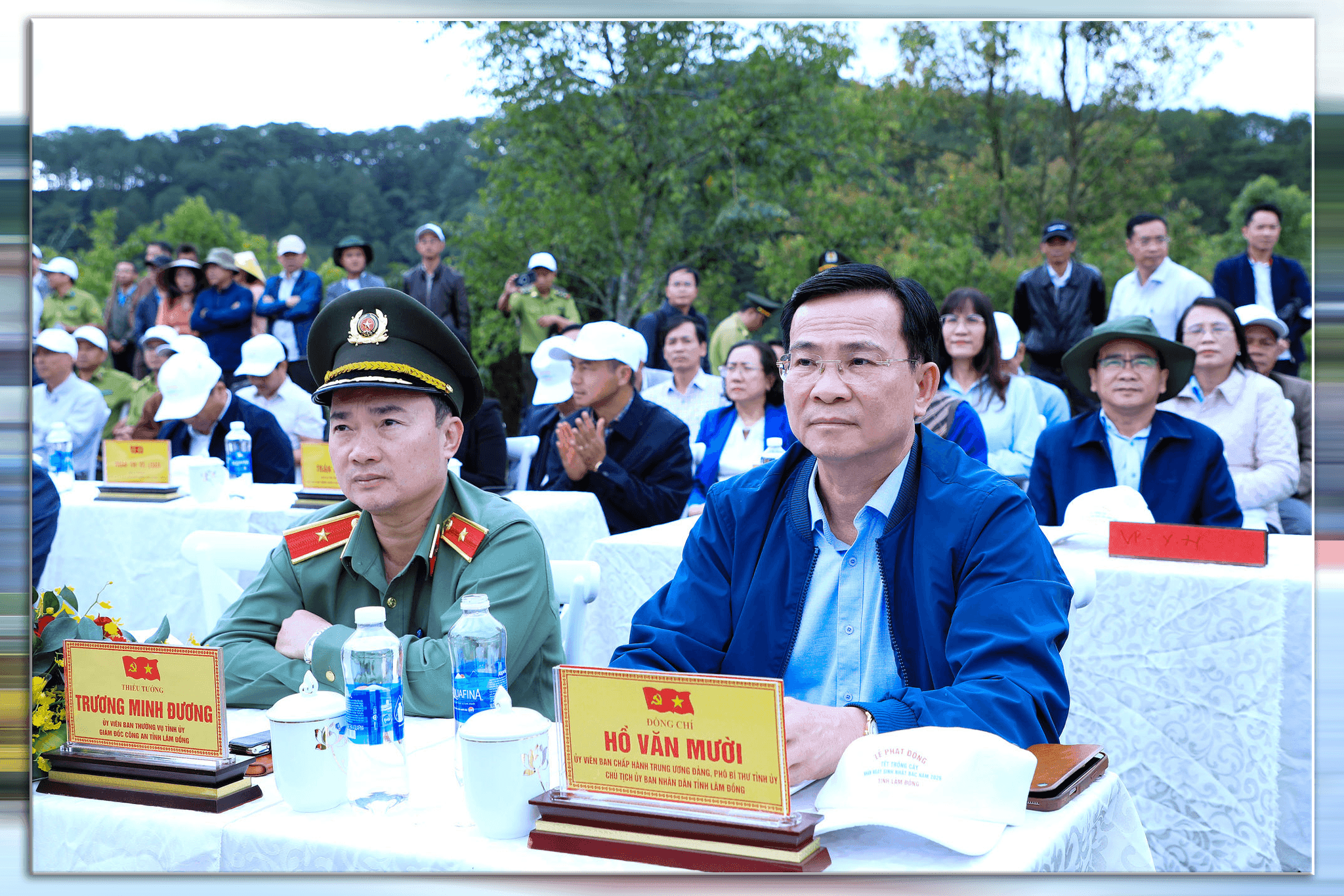 Ho Van Muoi, member of the Party Central Committee, Deputy Secretary of the Provincial Party Committee, Chairman of the Provincial People’s Committee, and delegates attended the ceremony.