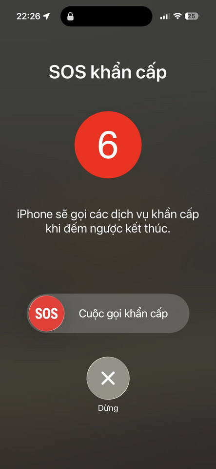 Cài đặt số điện thoại người thân để báo tin khẩn cấp