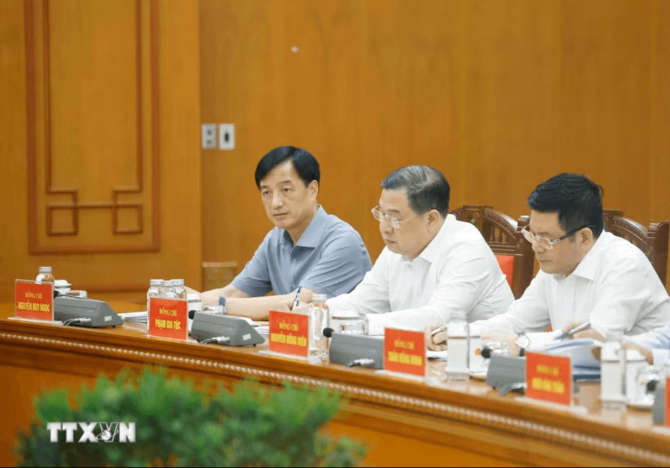 Tổng Bí thư, Chủ tịch nước Tô Lâm: Phát triển công nghiệp vật liệu theo hướng xanh, bền vững, tự chủ- Ảnh 3.