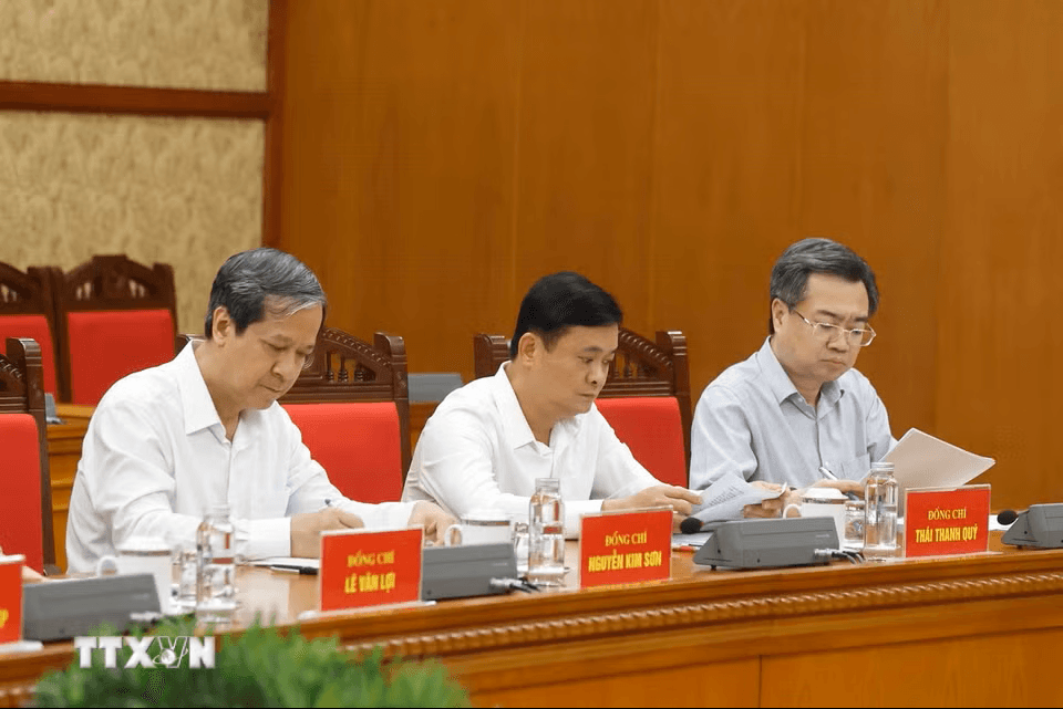 Tổng Bí thư, Chủ tịch nước Tô Lâm: Phát triển công nghiệp vật liệu theo hướng xanh, bền vững, tự chủ- Ảnh 4.
