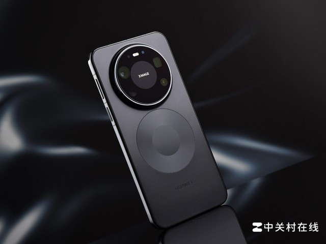 Màn hình Tandem OLED trên Huawei Mate 90