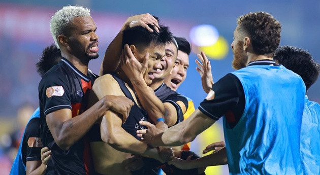 Ninh Bình đã vượt qua Hà Nội trên bảng xếp hạng V.League.