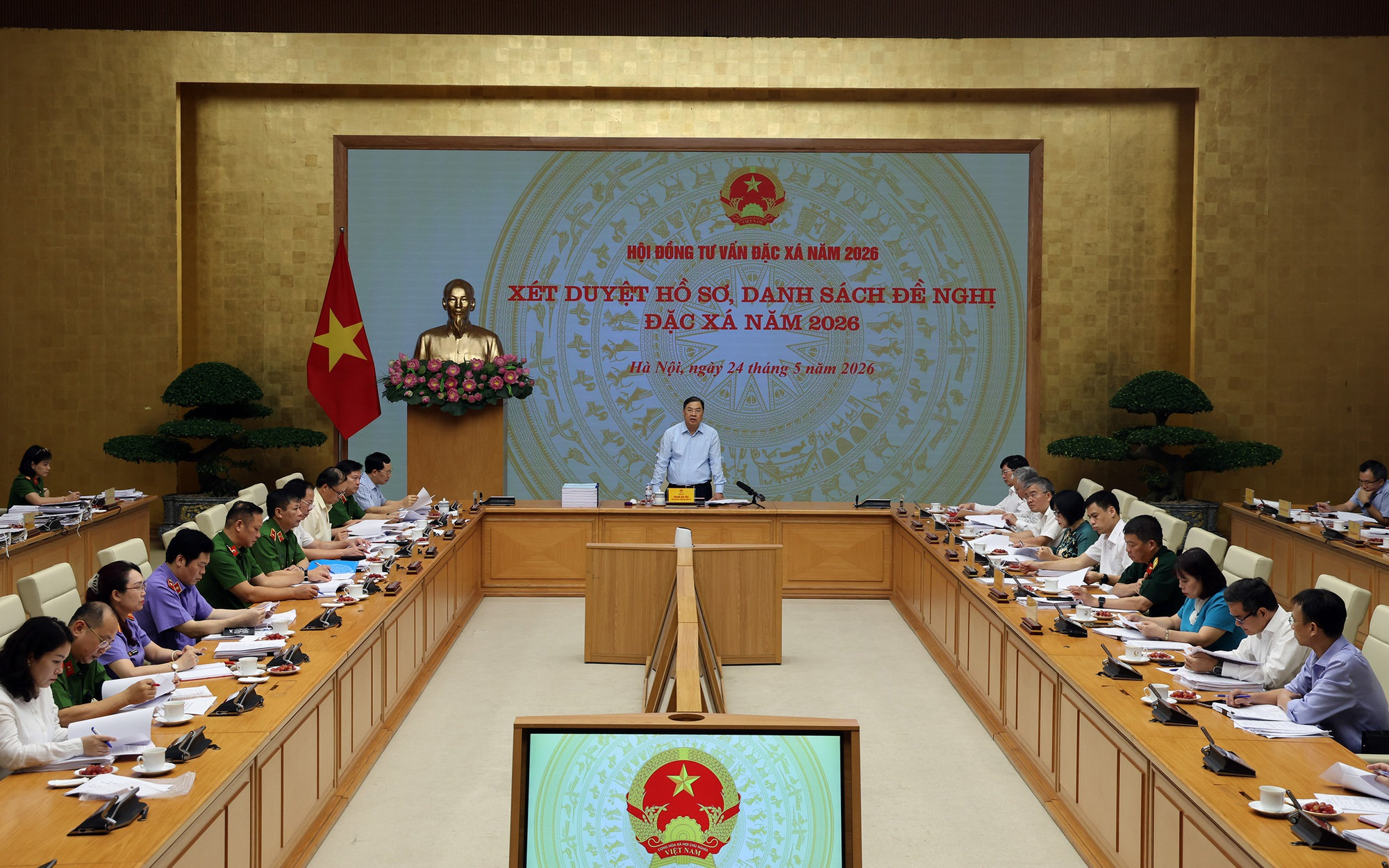Phó Thủ tướng Thường trực Phạm Gia Túc chủ trì phiên họp của Hội đồng tư vấn đặc xá năm 2026- Ảnh 4.