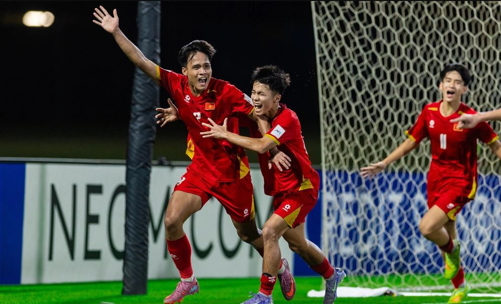 U17 Việt Nam thi đấu ấn tượng tại đấu trường châu lục và quốc tế.