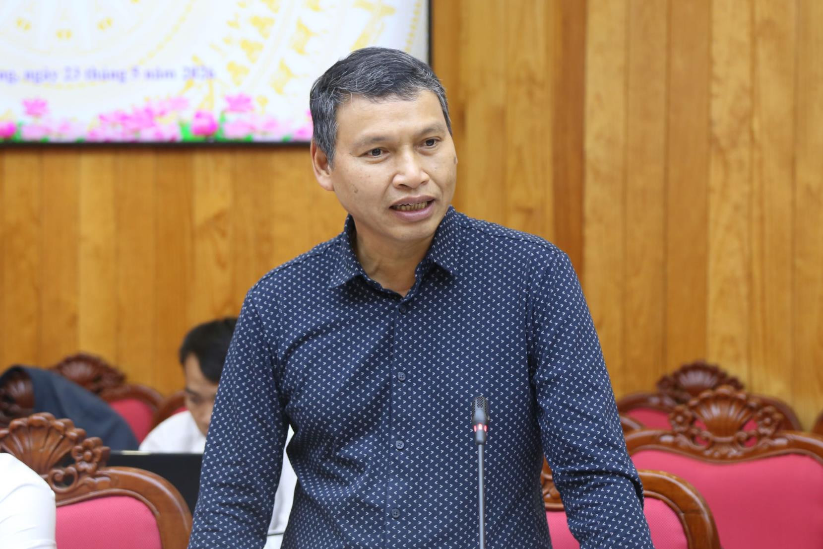 pho-chu-tich-thuong-truc-ubnd-thanh-pho-da-nang-kiem-chu-tich-trung-tam-vifc-dn-ho-ky-minh-khang-dinh-se-gioi-thieu-danh-muc-du-an-keu-goi-dau-tu-cua-lam-dong-den-voi-nha-dau-tu (2)