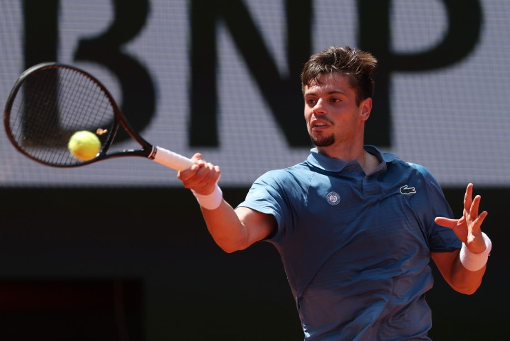 Tay vợt Arthur Fea tại Roland Garros