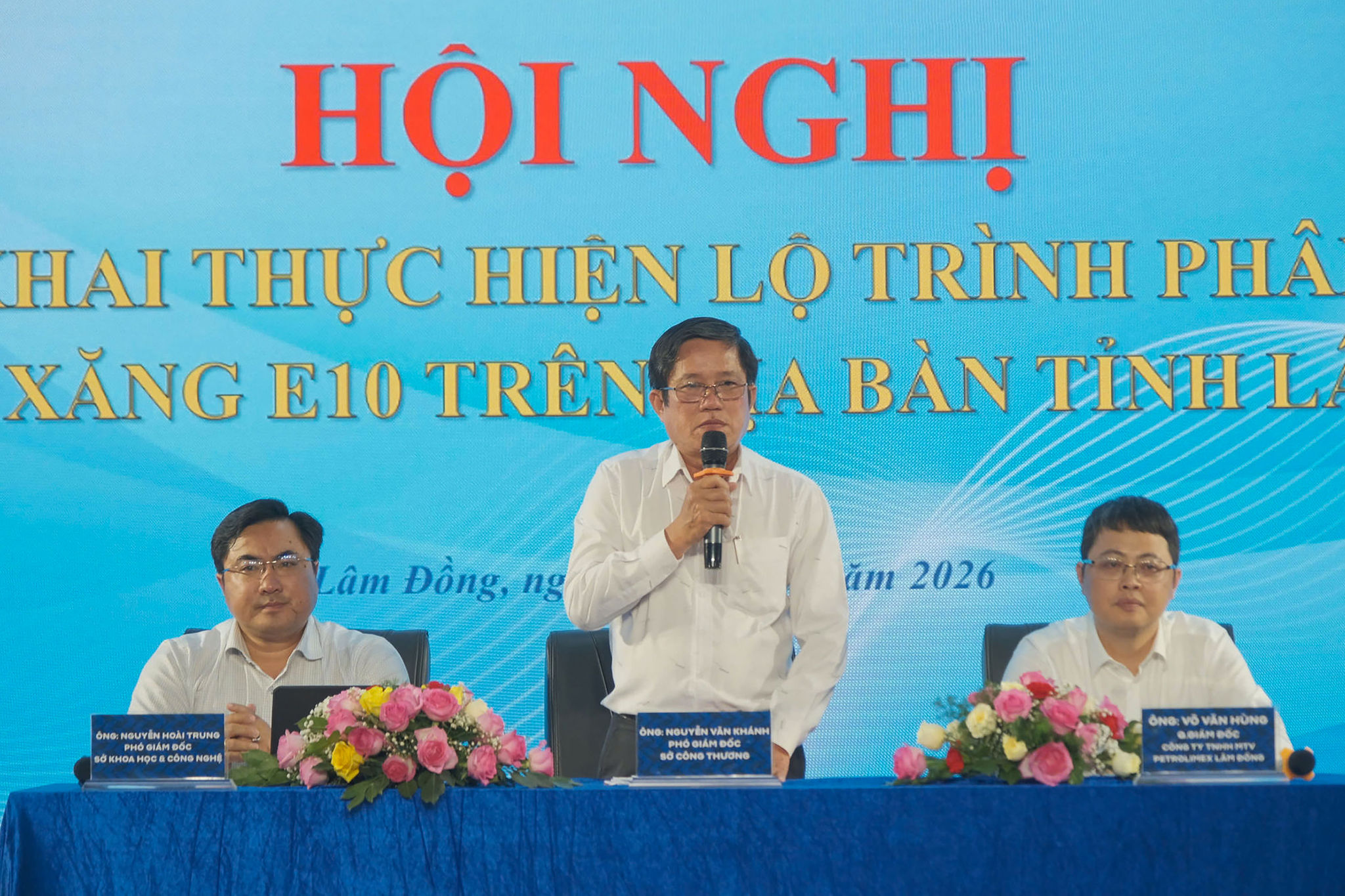 hoi-thao(1).jpg