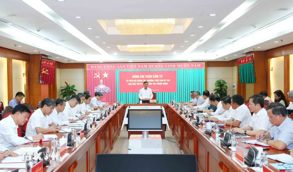 ttxvn-2805-thuong-truc-ban-bi-thu-ban-kiem-tra-trung-uong-1-5.jpg