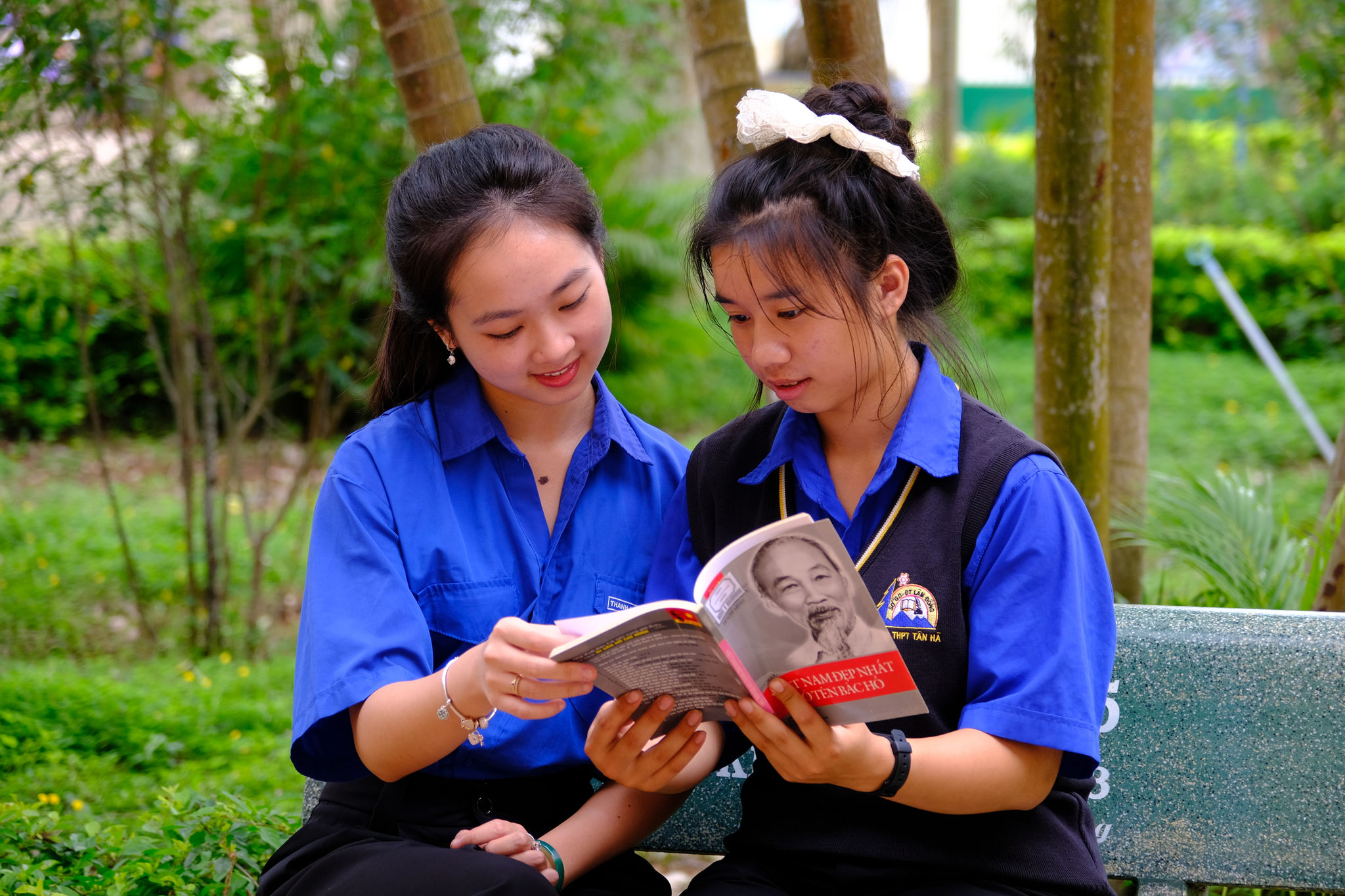 Những đảng viên tuổi 18 tại Trường THPT Tân Hà mang theo hành trang tri thức và trách nhiệm trên chặng đường mới.