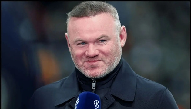 Wayne Rooney nhấn mạnh sự thực tế trong quá trình phát triển của Manchester United