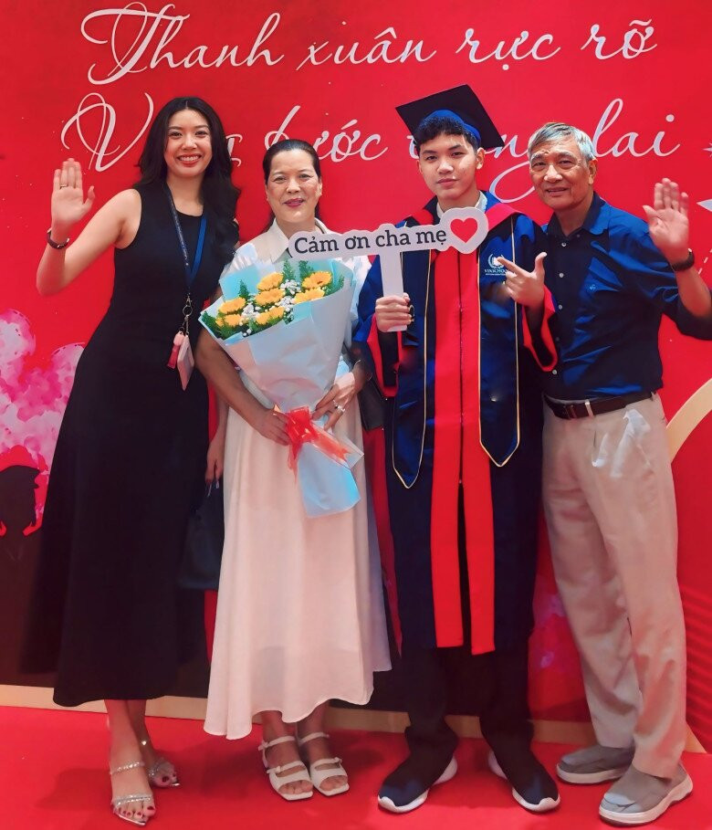 NSND Xuân Bắc và NSND Tự Long gắn bó hơn 3 thập kỷ