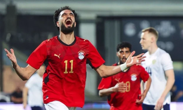 Mostafa Ziko đánh đầu ghi bàn thắng quyết định cho Ai Cập.