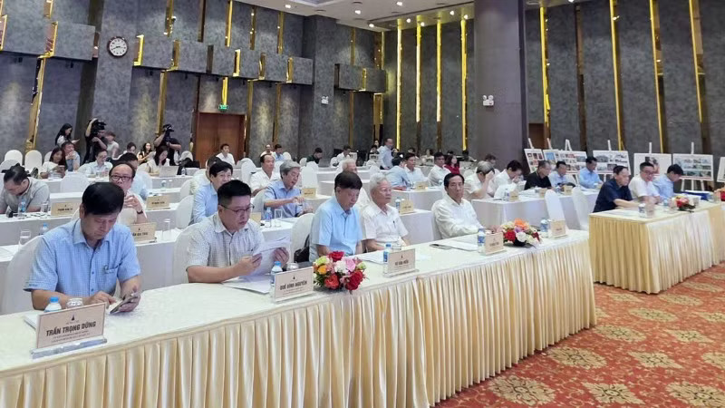 Thành viên Ban giám khảo Vòng Chung khảo Giải Báo chí quốc gia lần thứ XX. z7888432879215-be7080898824858f58f1506e53eb7bea-9284.jpg