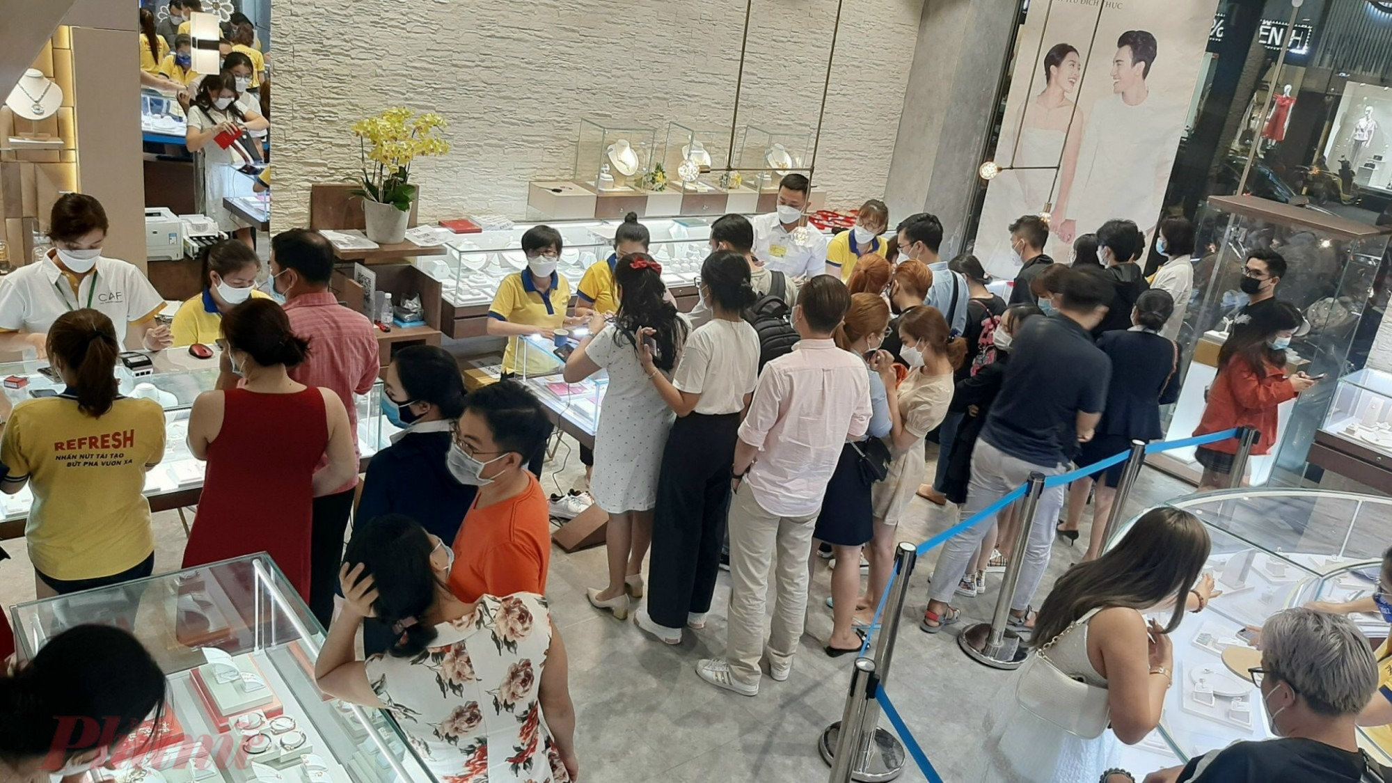 Giá vàng 24k 9999 hôm nay trưa 1/6/2026: Bảng giá vàng SJC BTMC BTMH DOJI, vàng thế giới