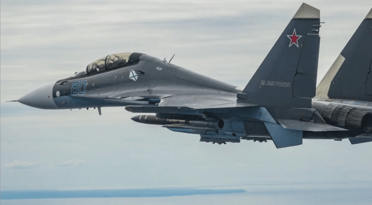 Động cơ AL-41F-1S trên Su-30SM2 Cận cảnh động cơ và hệ thống vũ khí trên Su-30SM2