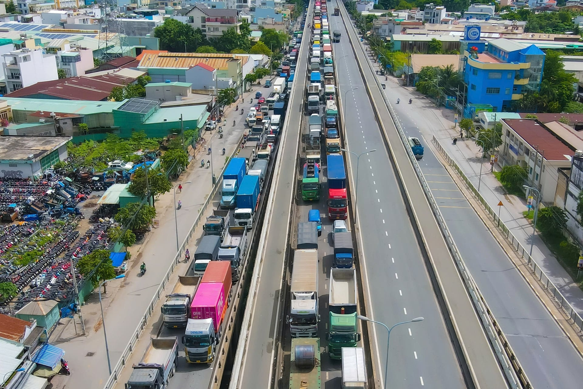 Cầu Phú Mỹ nối đến cảng Cát Lái