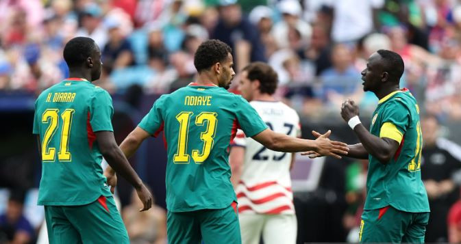 Sadio Mane ghi cú đúp đẳng cấp giúp Senegal san bằng cách biệt trước tuyển Mỹ.
