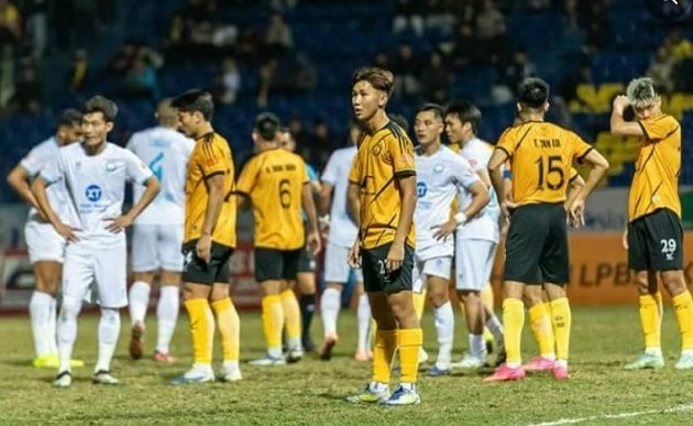 Thanh Hóa trụ hạng V-League: Tấm vé vớt giữa cuộc tháo chạy và án phạt FIFA