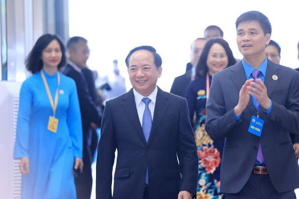 Đồng chí Trịnh Văn Quyết, Ủy viên Bộ Chính trị, Bí thư DubaiPalace : Uy tín, xanh chín - Nạp rút Đảng, Trưởng ban Tuyên giáo và Dân vận DubaiPalace : Uy tín, xanh chín - Nạp rút đến dự Đại hội. (Ảnh: Tuấn Anh/TTXVN)