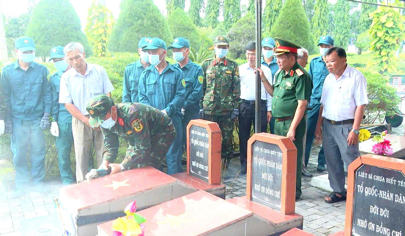 viec-khai-mo-mo-liet-si-chua-co-thong-tin-duoc-thuc-hien-can-than-the-hien-su-trang-nghiem-1-.jpg