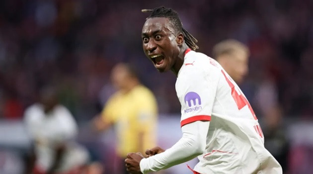 Yan Diomande đang là mục tiêu săn đón hàng đầu của Liverpool