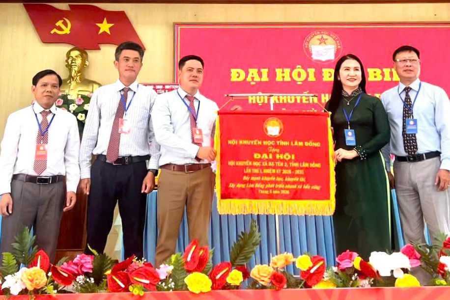 khuyen-hoc-lam-dong-3-17784734082472037890265.webp