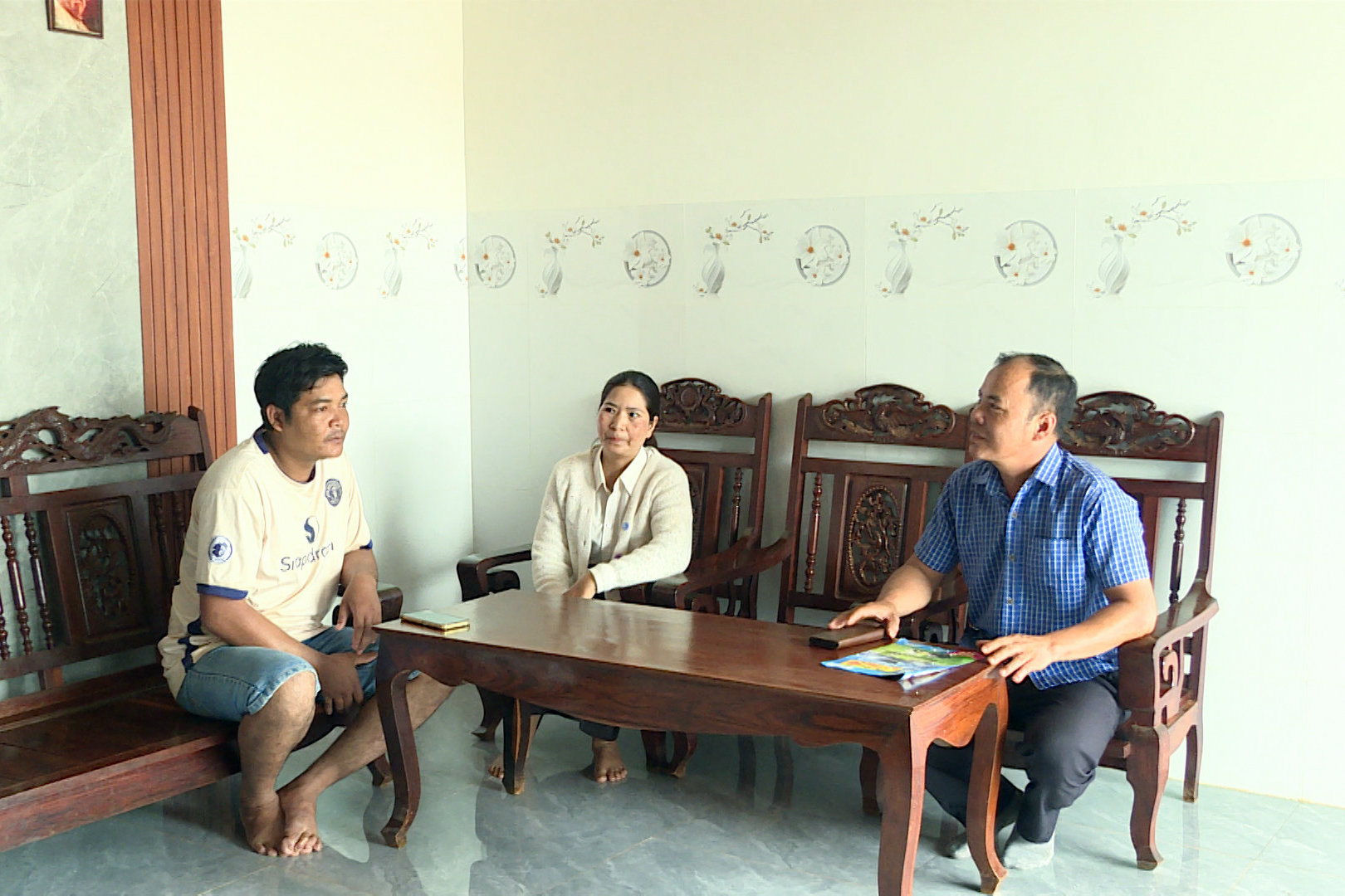 quang-son.00_04_58_12.still016.jpg