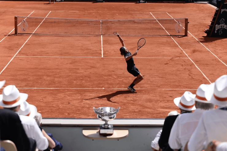 Zverev đã phải nếm trải quá nhiều nỗi đau mới có được hạnh phúc ở Roland Garros