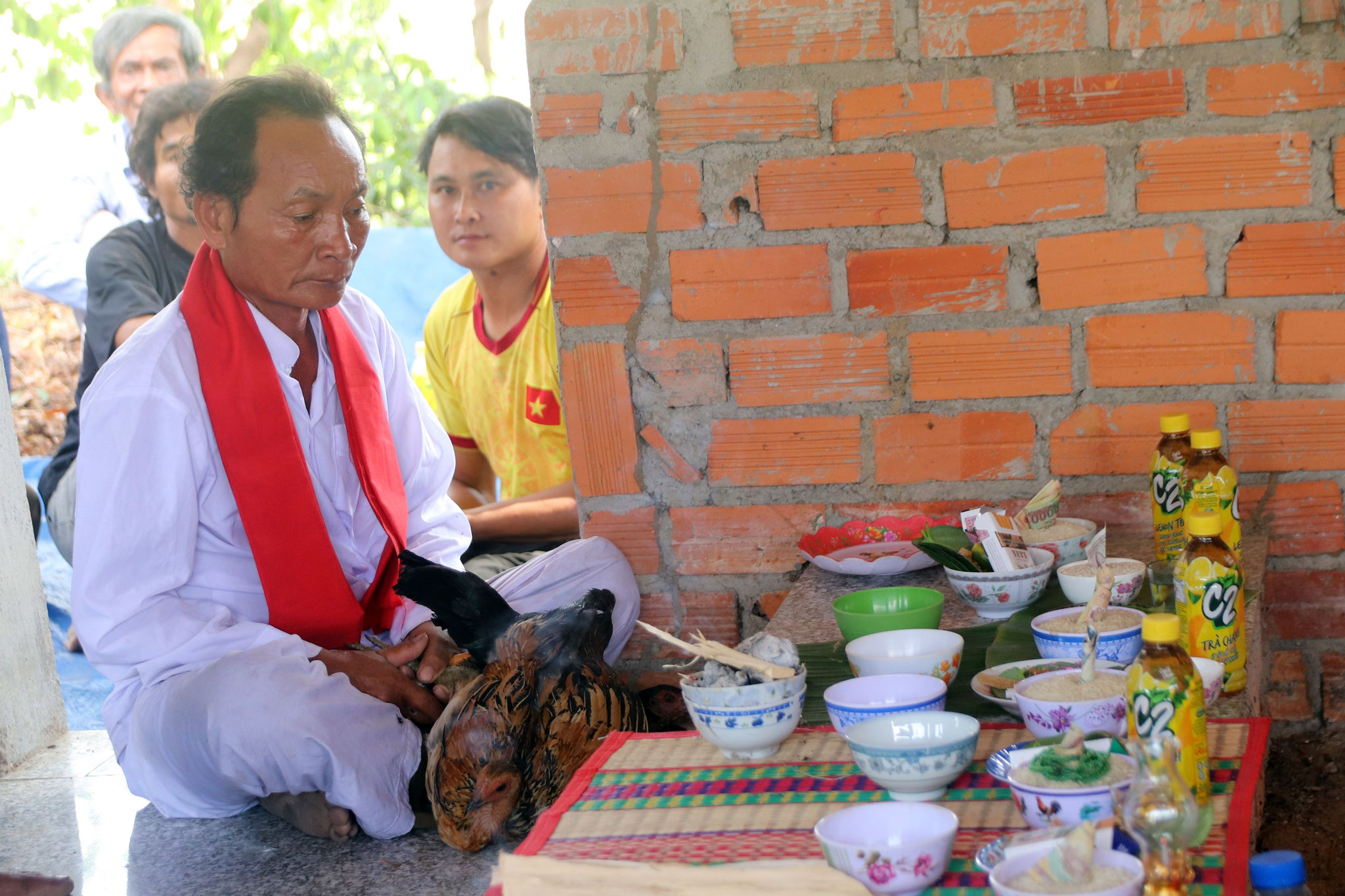 nghi-thuc-cung-cua-dong-bao-dan-toc-o-thon-ku-ke-xa-ham-thuan.jpg