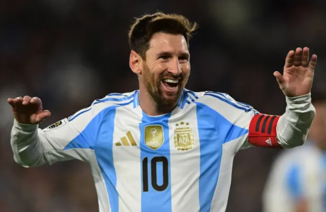 Messi và các đồng đội chuẩn bị bắt đầu hành trình bảo vệ danh hiệu.