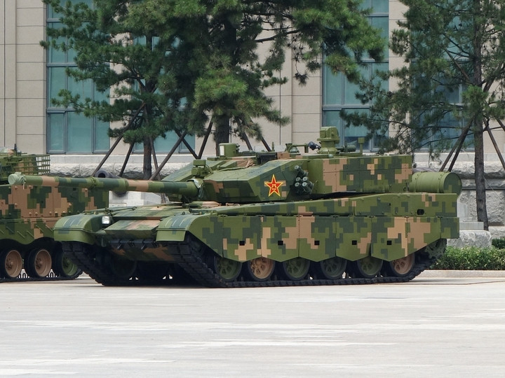 Xe tăng Type 99A của lục quân Trung Quốc trong một đợt diễn tập.