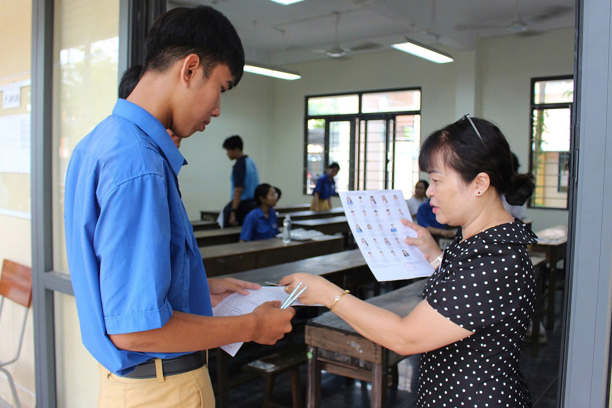 Hinh chi thuy 3