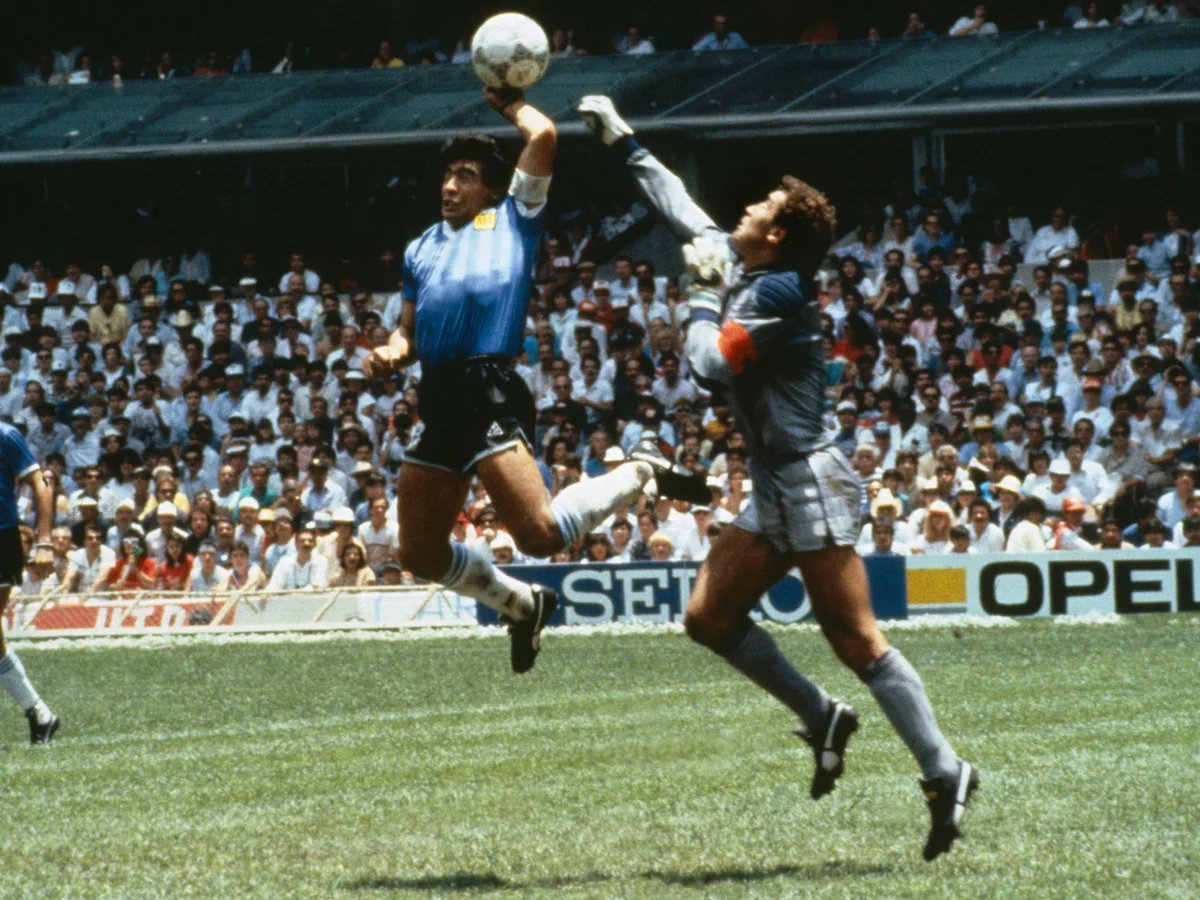 Diego Maradona và khoảnh khắc Bàn tay của Chúa