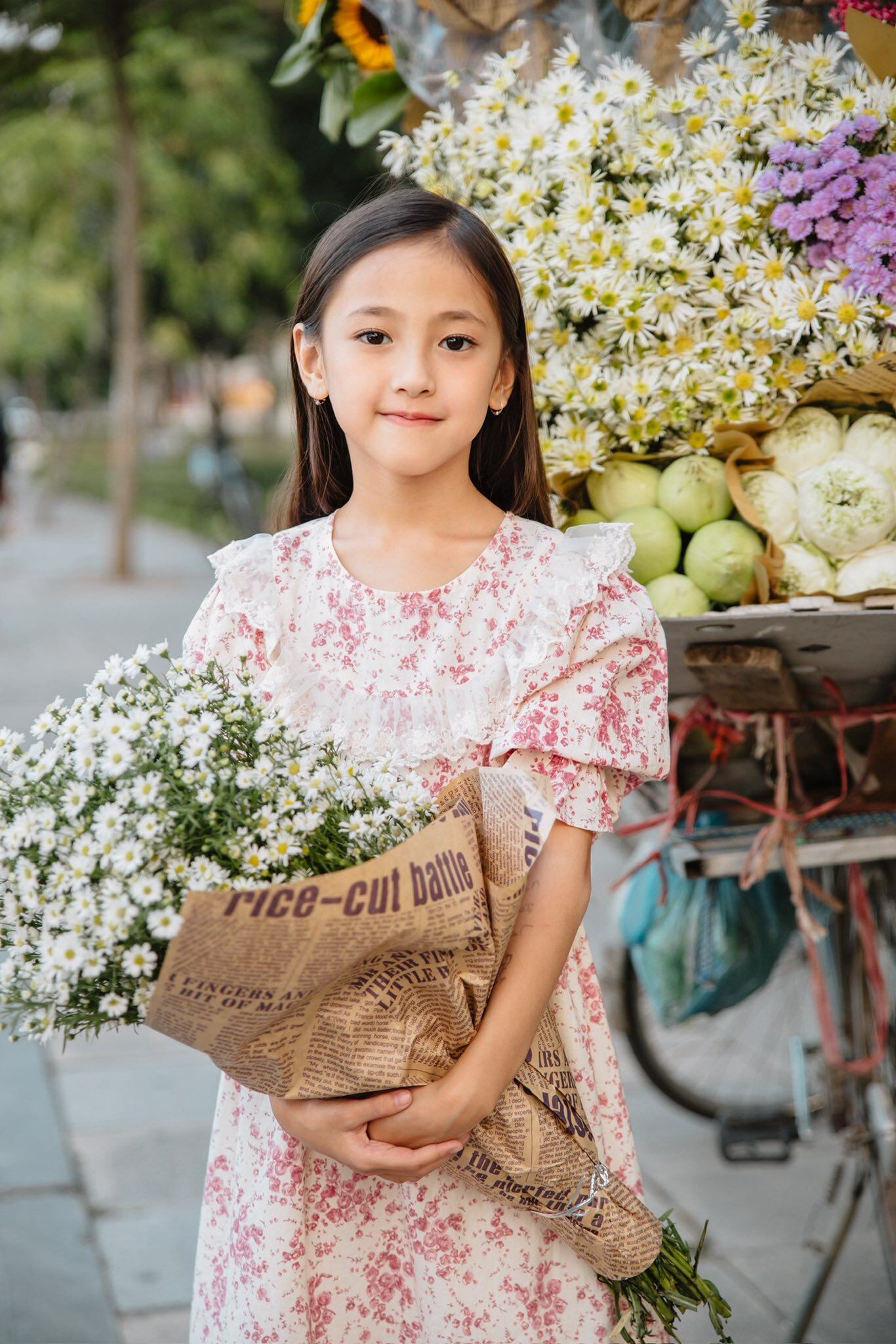 Cô bé được tạo điều kiện tiếp xúc với nhiều loại hình nghệ thuật từ sớm