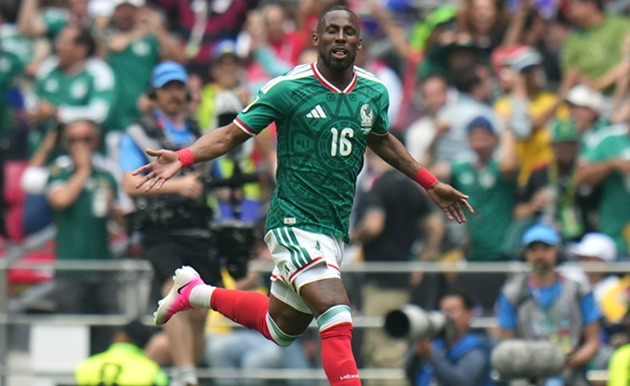 Julian Quinones ghi bàn đầu tiên tại World Cup 2026