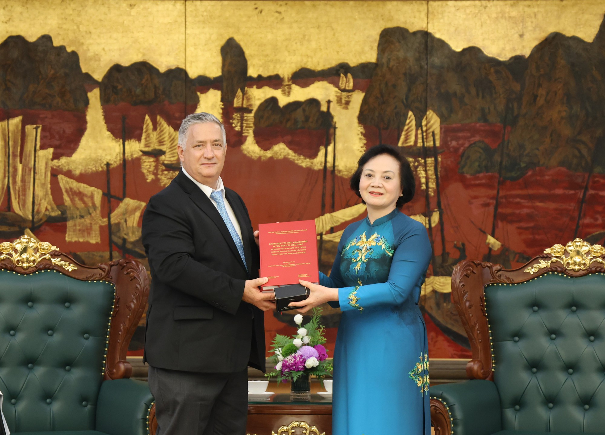Tăng cường hợp tác Việt Nam-Hoa Kỳ trong giải mã tư liệu, tìm kiếm hài cốt liệt sĩ- Ảnh 3.