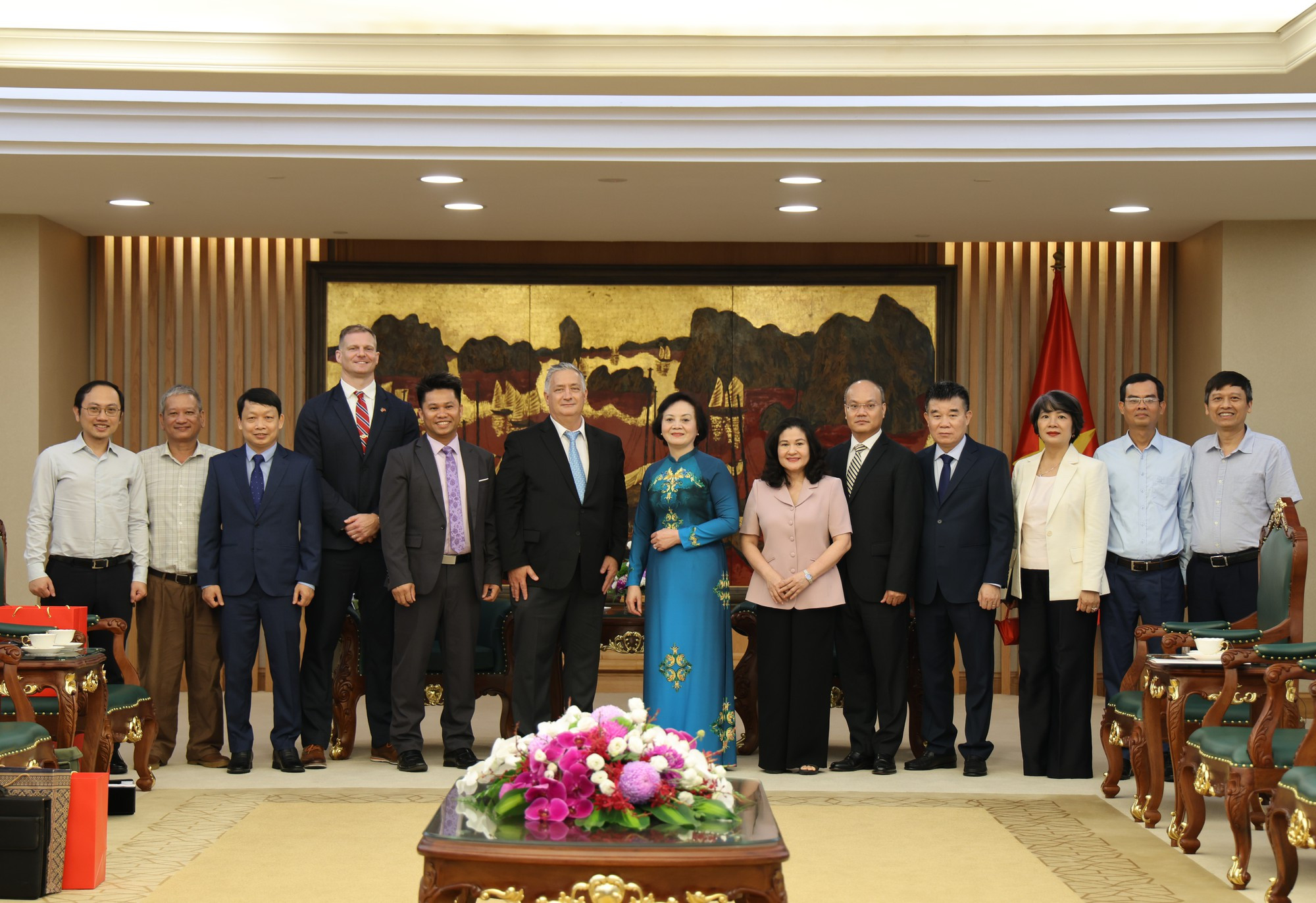 Tăng cường hợp tác Việt Nam-Hoa Kỳ trong giải mã tư liệu, tìm kiếm hài cốt liệt sĩ- Ảnh 5.