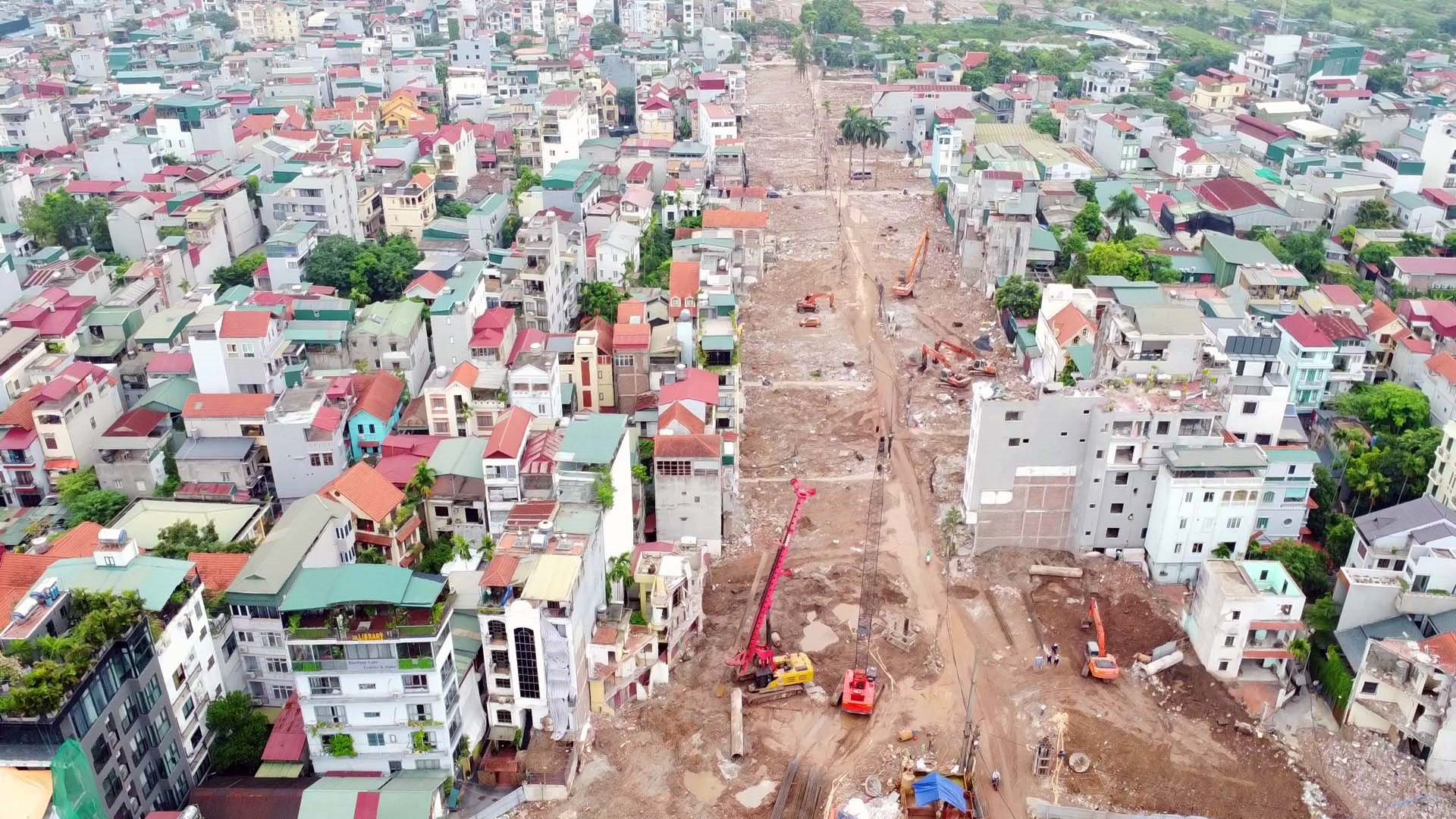Giải phóng mặt bằng khu vực ngõ 310 Nghi Tàm phục vụ dự án cầu Tứ Liên.