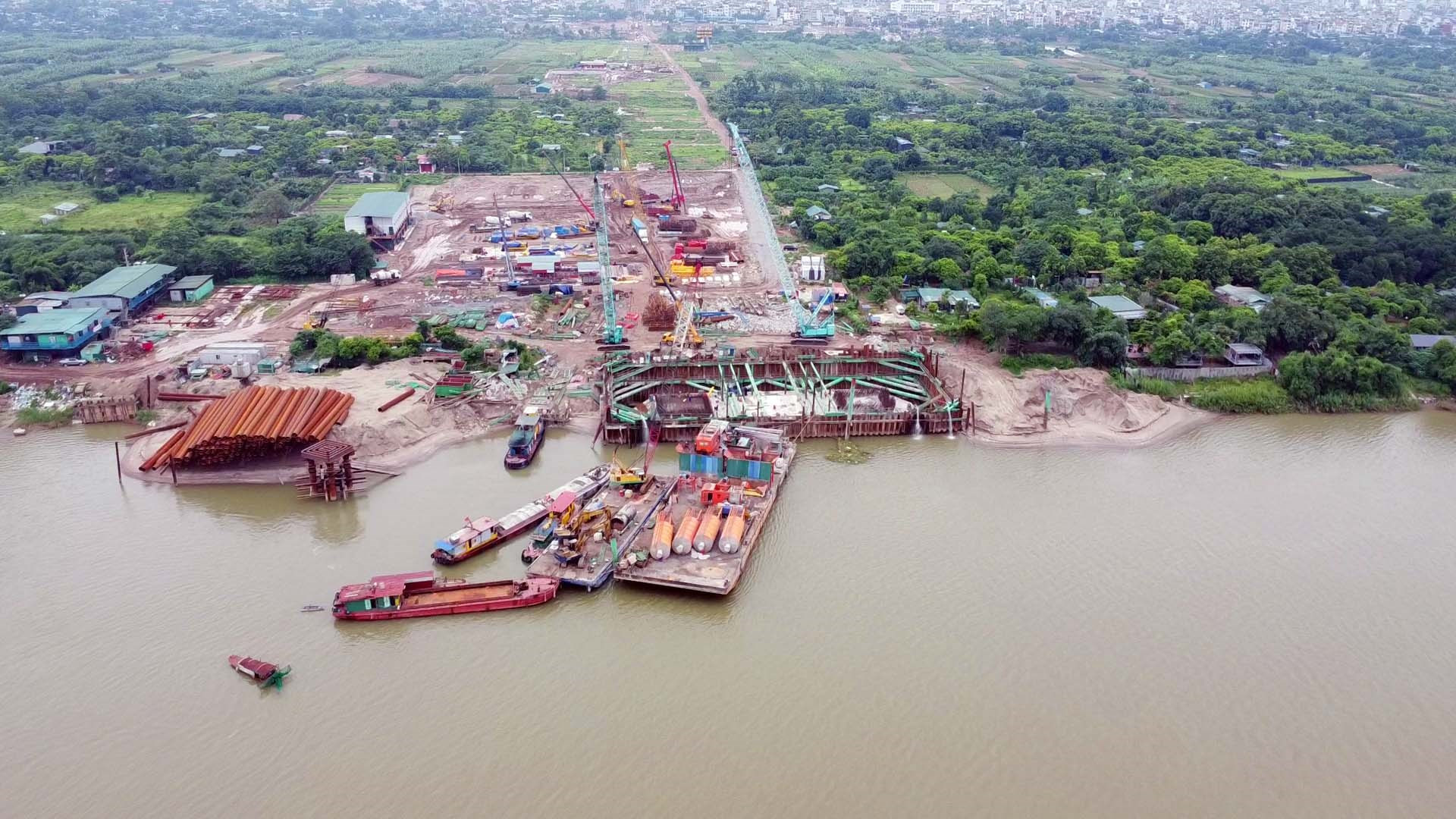 Cầu Tứ Liên giúp kết nối quốc tế qua sân bay Nội Bài và Gia Bình.