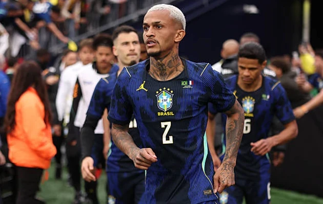 Chấn thương của Wesley khiến Brazil gặp ít nhiều khó khăn.