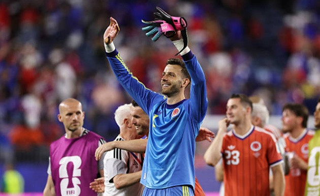 Thủ thành Angus Gunn thi đấu điềm tĩnh trong trận gặp Haiti