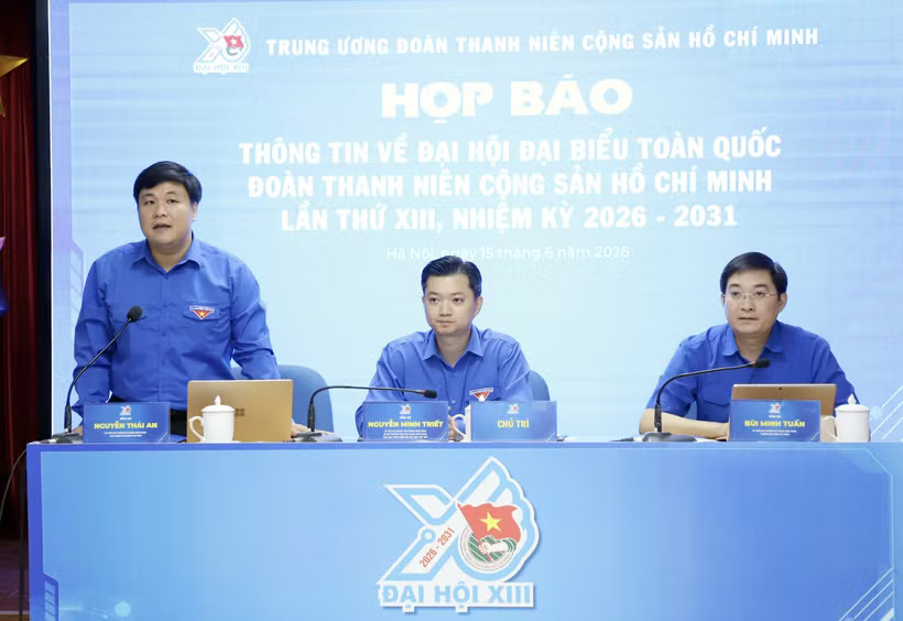 Ban Dubai88 hiện đang mở được xếp hạng cao nhất trao đổi với báo chí tại buổi họp báo. (Ảnh: Vietnam+)