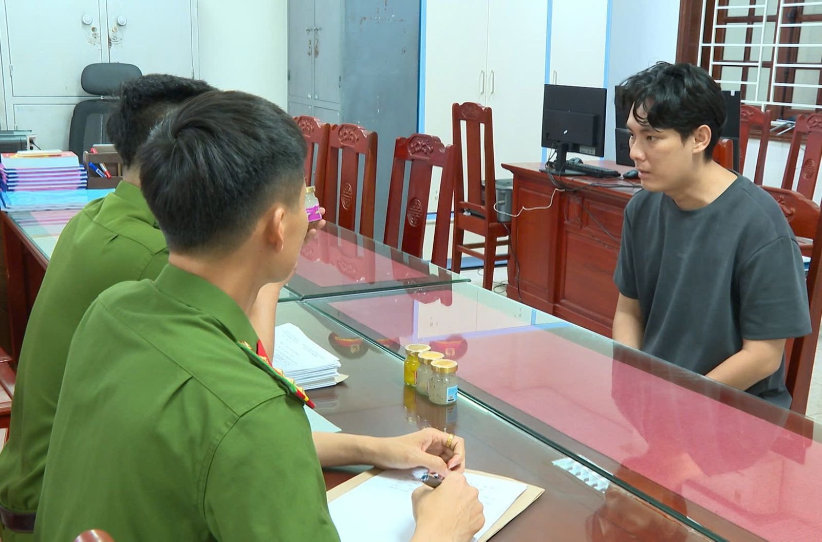 Đối tượng Trương Thoại Vinh