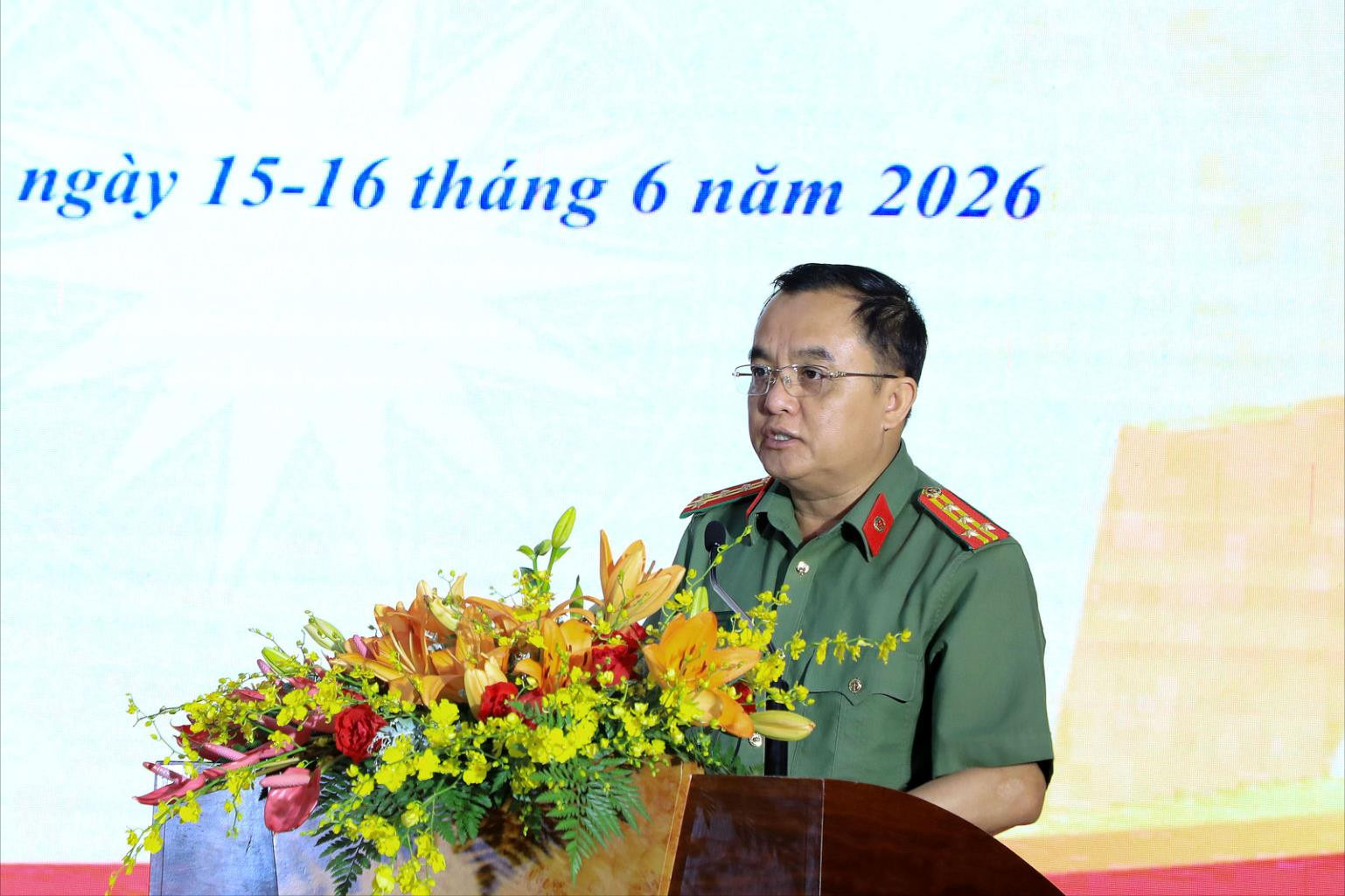 a-352a7081(1).jpg