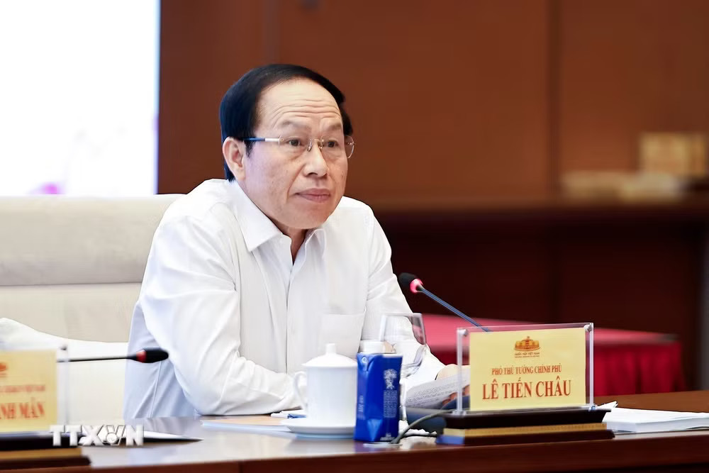 ttxvn-hoi-nghi-trien-khai-thuc-hien-dinh-huong-lap-phap-nhiem-ky-quoc-hoi-khoa-xvi-1606-6.jpg