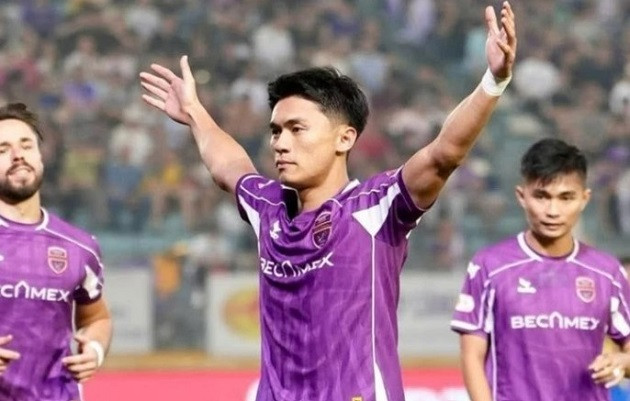 Tiền đạo Nguyễn Trần Việt Cường tiếp tục được triệu tập lên đội tuyển quốc gia sau mùa giải bùng nổ cá nhân.
