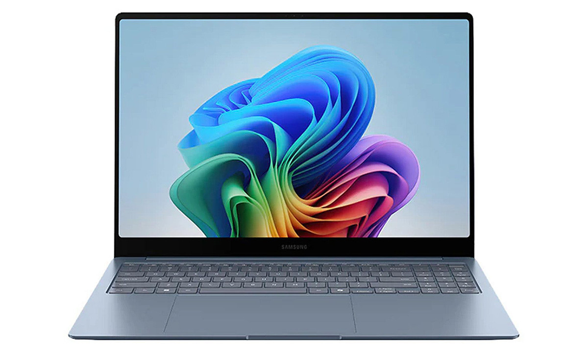 Cận cảnh thiết kế mỏng nhẹ của Samsung Galaxy Book6 Edge